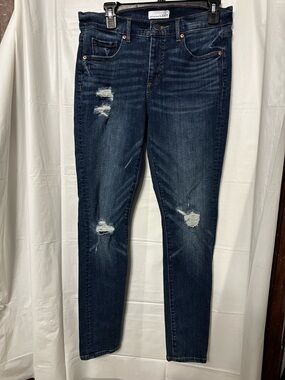 Womenās LOFT jeans. Modern skinny size 29/8